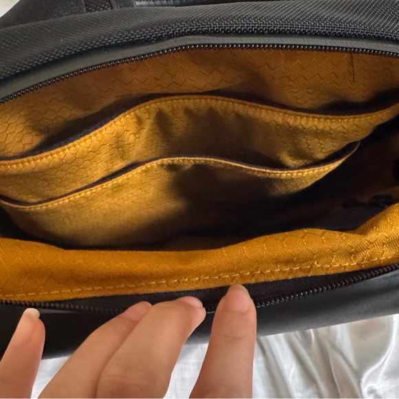 Waterfield Compact Executive Backpack - Picture 3 of 3